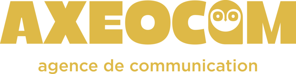 Logo Axeocm agence de communication avec mascotte souriante aux yeux ronds